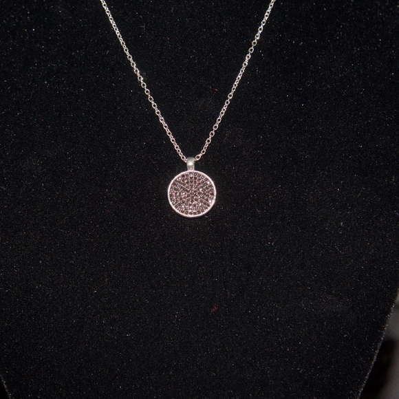 Gorgeous Black Swarovski Pave Necklace - Picture 6 of 8